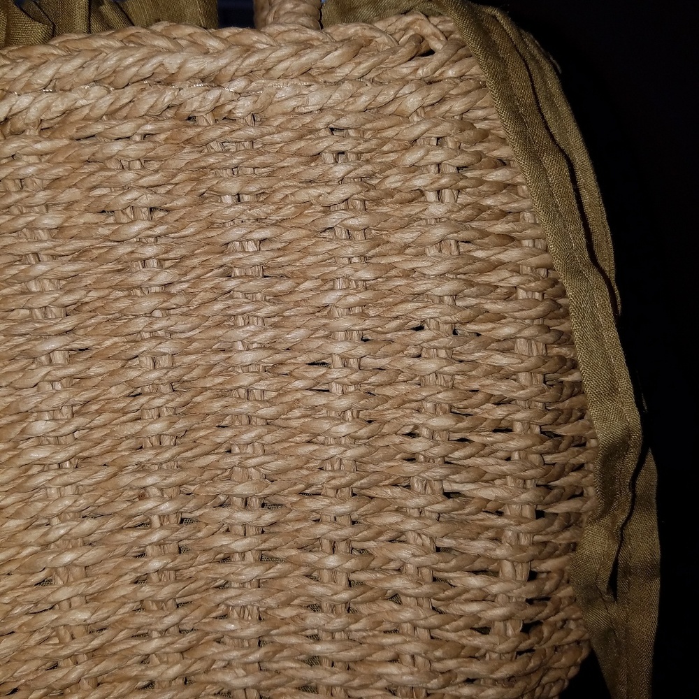 NEW Hand Woven basket handbag